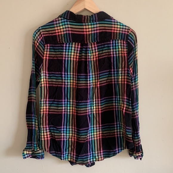 Torrid checked button down blouse plus size 00 - Picture 4 of 4